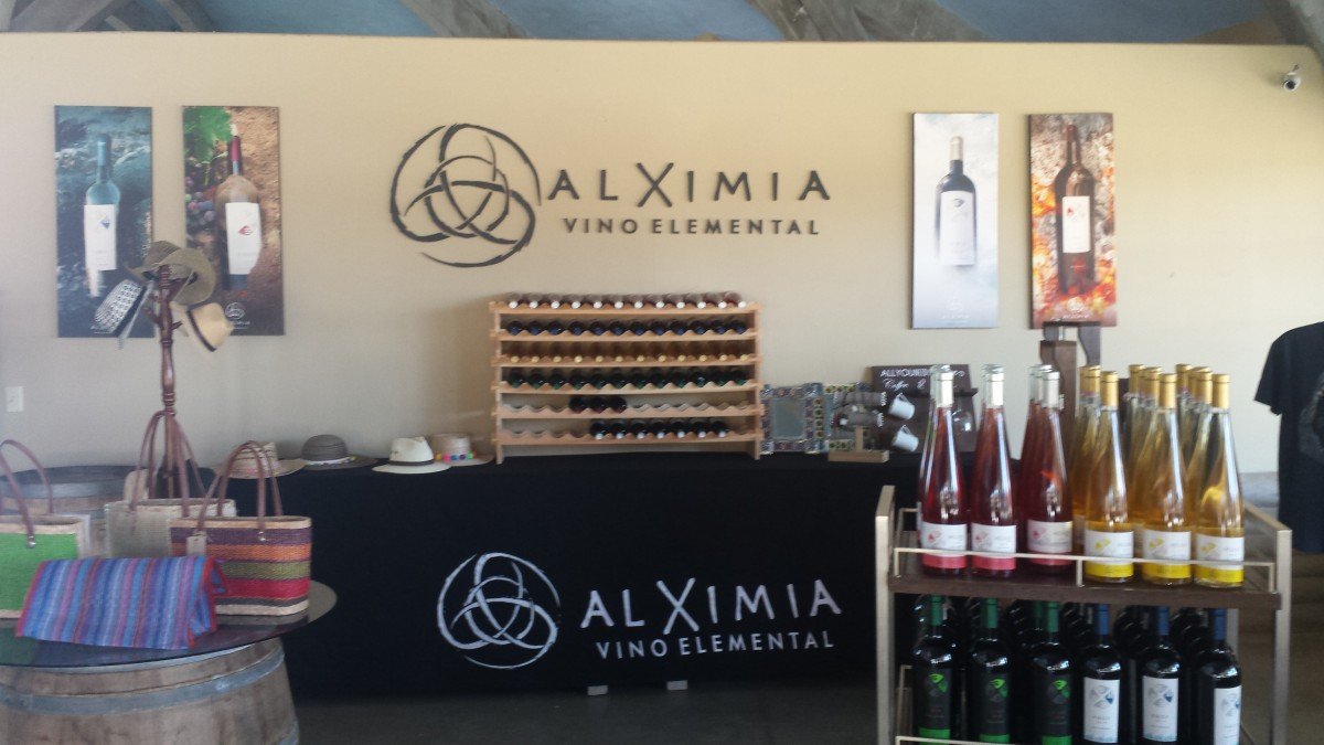 About us - Alximia - Vino Elemental